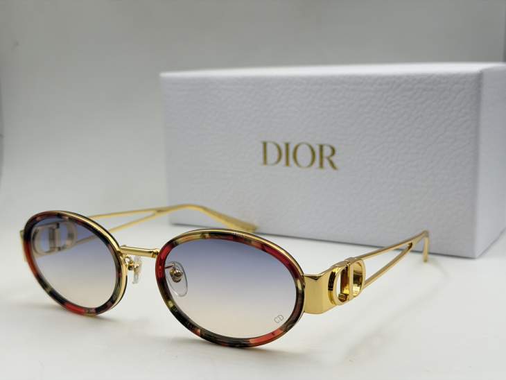 Picture of Dior Sunglasses _SKUfw80879559fw